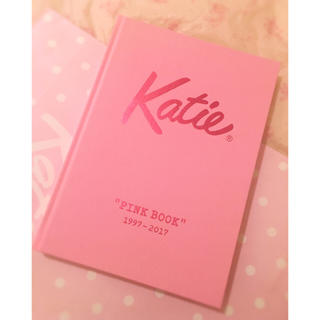 ケイティー(Katie)のKatie "PINK BOOK"(その他)