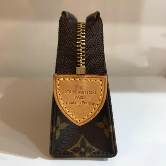 LOUIS VUITTON(ルイヴィトン)の化粧ポーチ ヴィトン レディースのファッション小物(ポーチ)の商品写真