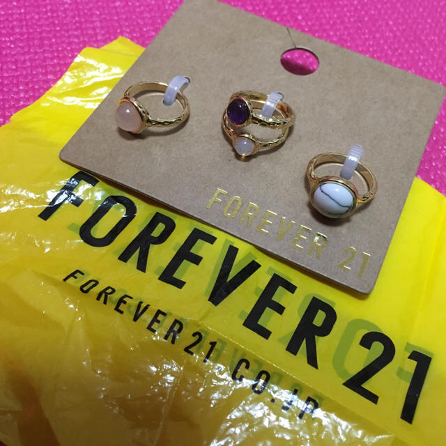 FOREVER 21(フォーエバートゥエンティーワン)の専用 レディースのアクセサリー(リング(指輪))の商品写真