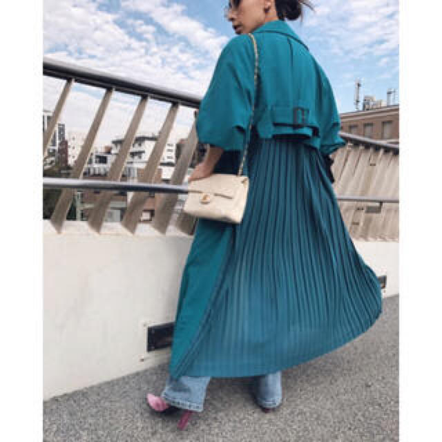 【入手困難】SEE THROUGH BACK PLEATS TRENCH