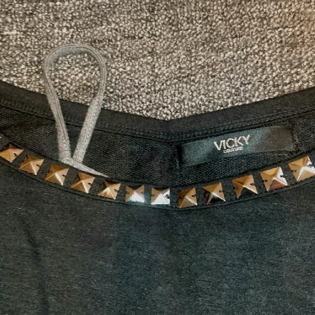 VICKY(ビッキー)の【VICKY】アシンメトリートップス レディースのトップス(カットソー(長袖/七分))の商品写真