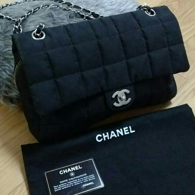 CHANEL(シャネル)の本日出品取り消します😣CHANEL＊ナイロンマトラッセ レディースのバッグ(その他)の商品写真