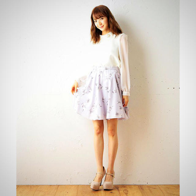MIIA(ミーア)の値下げ!! MIIA ミーア ヴィンテージ フラワー フレア スカート 花柄 レディースのスカート(ひざ丈スカート)の商品写真