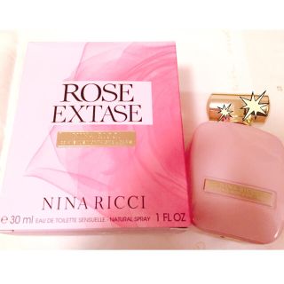 ニナリッチ(NINA RICCI)のニナ リッチ レクスタスローズ オーデトワレ 30mL(香水(女性用))