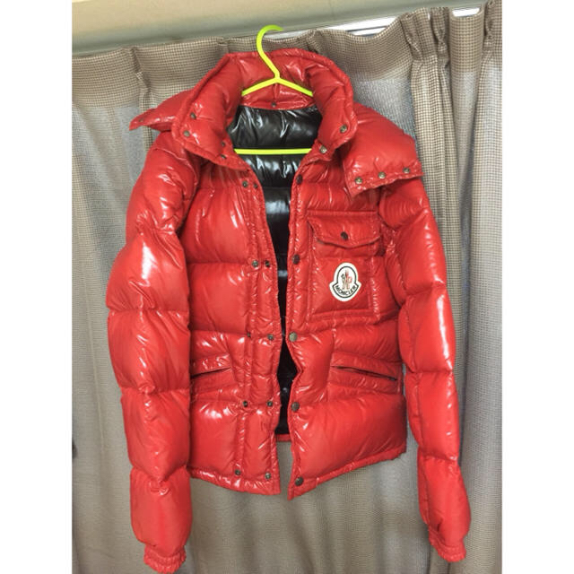 MONCLER(モンクレール)のモンクレール  K2 レッド メンズのジャケット/アウター(ダウンジャケット)の商品写真