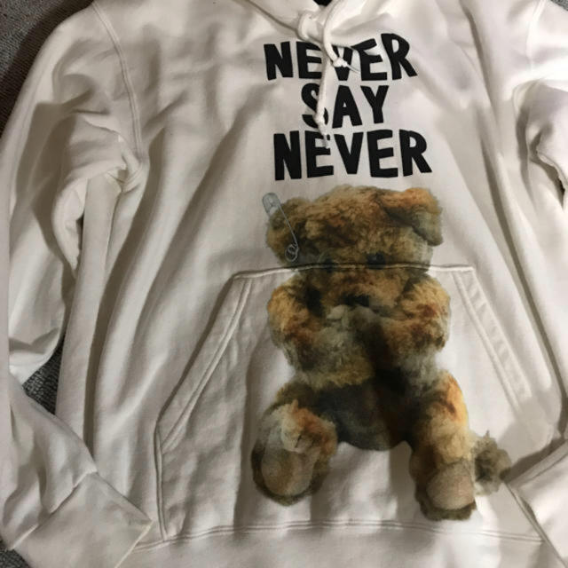 MILKBOY(ミルクボーイ)のMILKBOY NEVER SAY NEVER くま パーカー  美品 メンズのトップス(パーカー)の商品写真