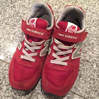 ニューバランス(New Balance)のニューバランス キッズ 22.5 赤 スニーカー(スニーカー)