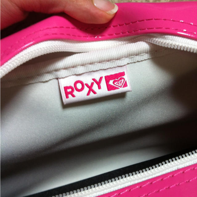 Roxy(ロキシー)の未使用♡ROXY♡スポーツバッグ レディースのバッグ(メッセンジャーバッグ)の商品写真