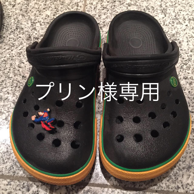 crocs(クロックス)のプリン様専用ホーキンス サンダル 21〜2センチ キッズ 男の子 キッズ/ベビー/マタニティのキッズ靴/シューズ(15cm~)(サンダル)の商品写真