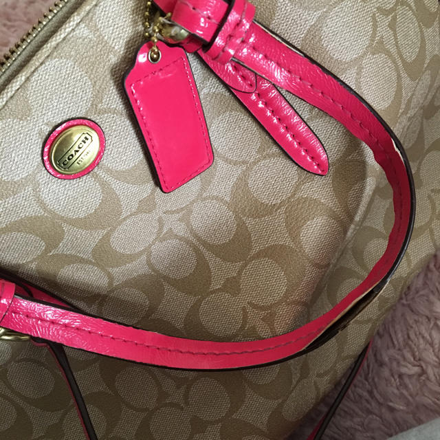 COACH(コーチ)の中古 COACH ショルダーバッグ レディースのバッグ(ショルダーバッグ)の商品写真