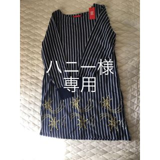 グラニフ(Design Tshirts Store graniph)のデニムカラーに星の刺繍と縦ストライプのワンピース(ひざ丈ワンピース)