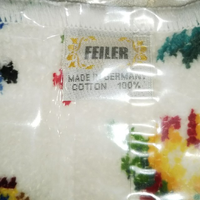 FEILER(フェイラー)の新品 フェイラー スタイ キッズ/ベビー/マタニティのこども用ファッション小物(ベビースタイ/よだれかけ)の商品写真