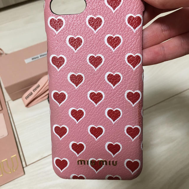 miumiu - miumiu ハート iPhoneケースの通販 by まとめ買いで値引き