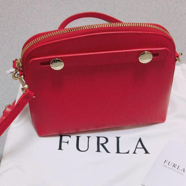 豊富な限定SALE Furla - 最終値下げ FURLA パイパー ショルダーバッグ