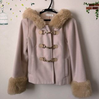 セシルマクビー(CECIL McBEE)のセシルマクビー ファーコート ショートダッフルコート(ダッフルコート)