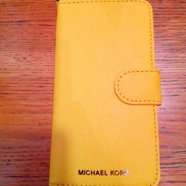 【新品】MICHAEL KORS　iPhoneケース