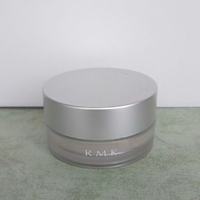 RMK(アールエムケー)のトランスルーセント フェイスパウダー コスメ/美容のベースメイク/化粧品(フェイスパウダー)の商品写真