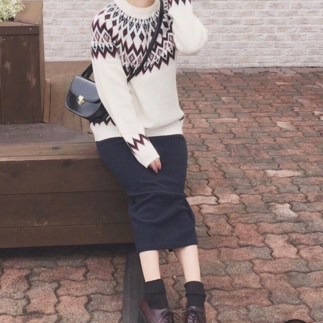 GU(ジーユー)のK.M様専用♡ ジーユー GU リブナローミディスカート ネイビー レディースのスカート(ひざ丈スカート)の商品写真