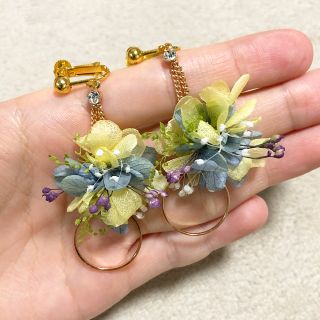 ハンドメイド  ピアス プリザーブドフラワー(ピアス)