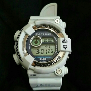 カシオ(CASIO)のフロッグマン  メンインホワイトグレー。(腕時計(デジタル))