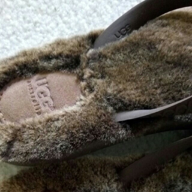 UGG(アグ)の未使用 UGG australia ボアサンダル6W レディースの靴/シューズ(サンダル)の商品写真