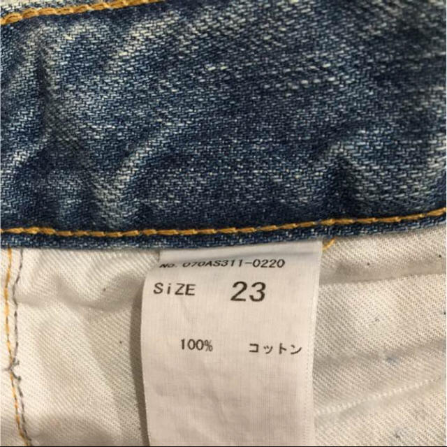 BLACK by moussy(ブラックバイマウジー)のえり様HUILA blue denim 23インチ レディースのパンツ(デニム/ジーンズ)の商品写真