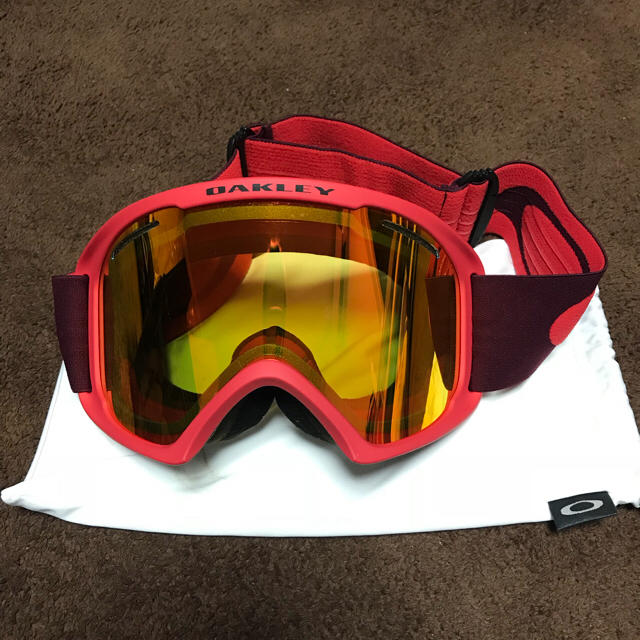 Oakley(オークリー)のoakley ゴーグル スポーツ/アウトドアのスノーボード(アクセサリー)の商品写真