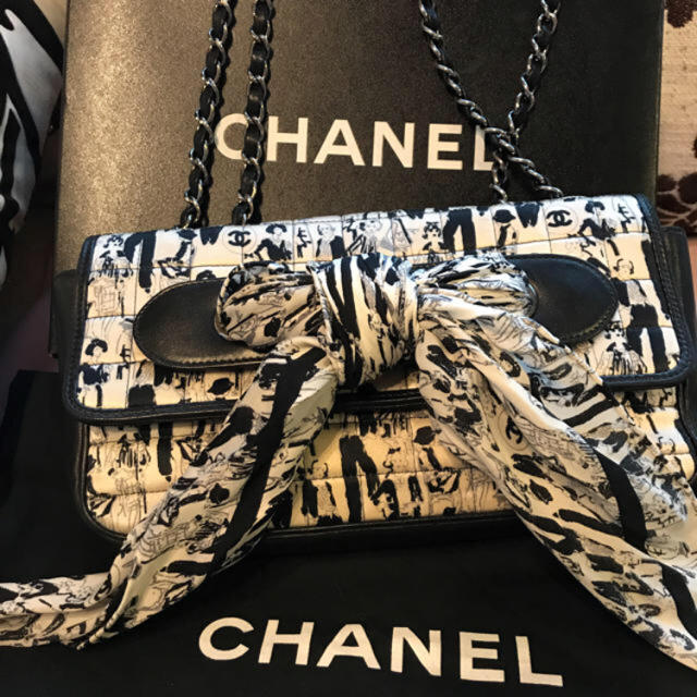 CHANEL スカーフ付き チェーンバック♡