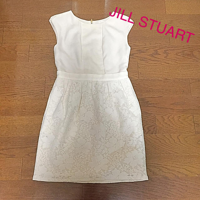 JILLSTUART(ジルスチュアート)のJILL STUART ワンピース レース 白 S レディースのワンピース(ひざ丈ワンピース)の商品写真