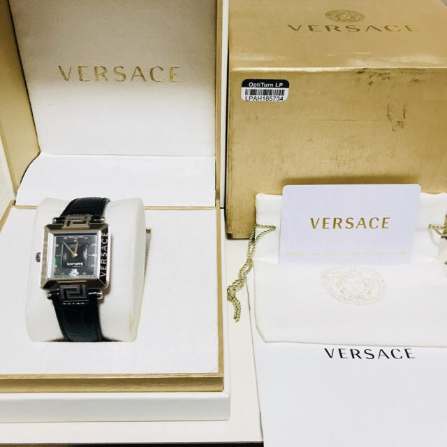 VERSACE(ヴェルサーチ)のヴェルサーチ CHANEL HERMES BULGARI CARTIER好き@2 レディースのファッション小物(腕時計)の商品写真