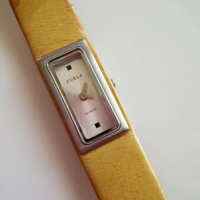 れあり】 FURLA 皮ベルトウォッチの通販 by minkoko's shop|ラクマ サイズ