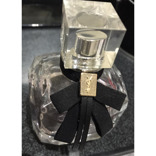 Yves Saint Laurent Beaute(イヴサンローランボーテ)のイヴサンローラン モンパリ 50ml コスメ/美容の香水(香水(女性用))の商品写真