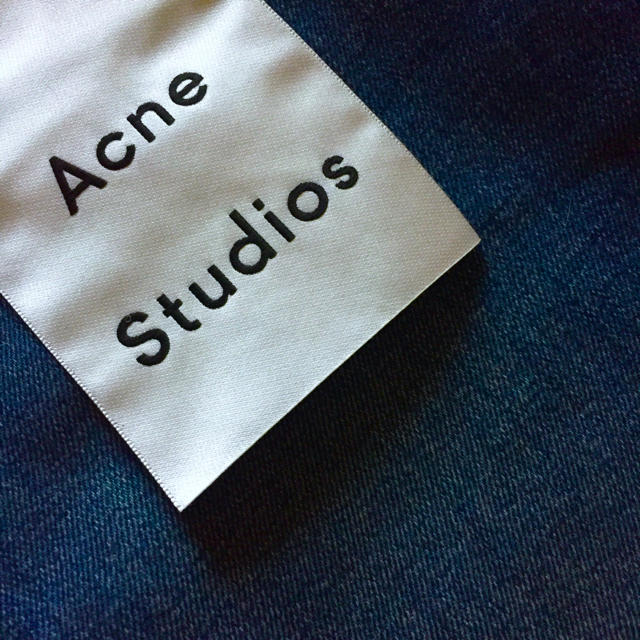 ACNE(アクネ)のAcne studios row vintage レディースのパンツ(デニム/ジーンズ)の商品写真