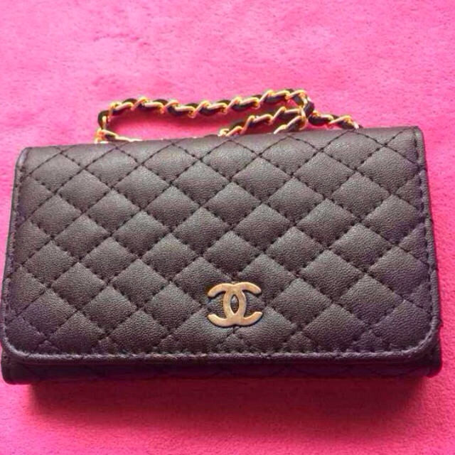 アイフォンカバー ブランド 、 CHANEL iPhoneカバーの通販 by あや's shop｜ラクマ