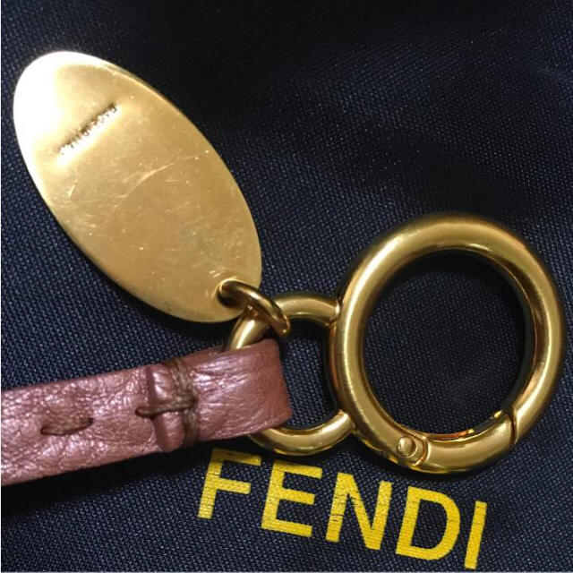 FENDI(フェンディ)のフェンディ  ファーチャーム ピンク ハンドメイドのファッション小物(バッグチャーム)の商品写真