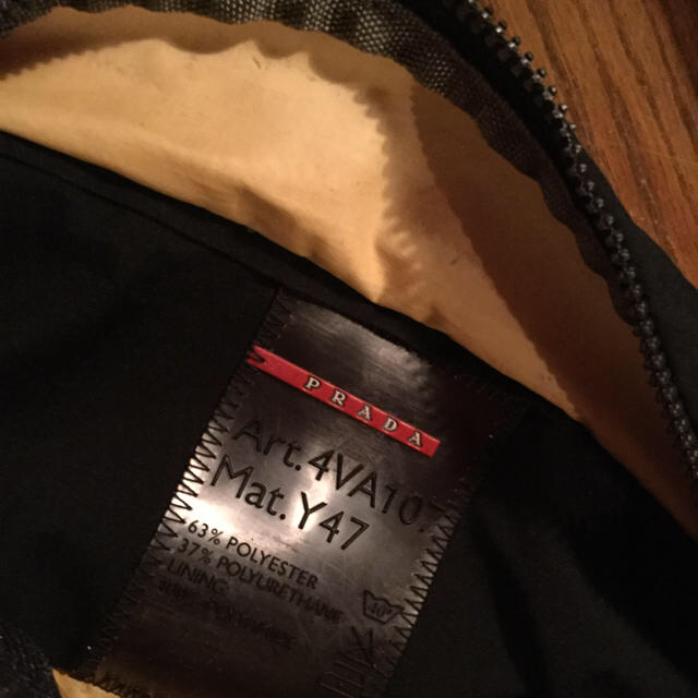 PRADA(プラダ)のプラダ ウエストポーチ メンズのバッグ(ウエストポーチ)の商品写真