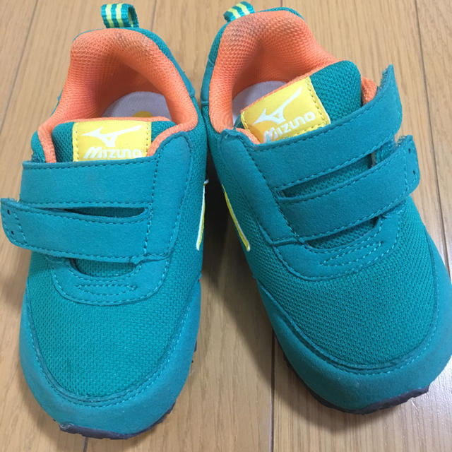 asics(アシックス)のハルままさま専用(  ◍•㉦•◍ )♡ キッズ/ベビー/マタニティのキッズ靴/シューズ(15cm~)(スニーカー)の商品写真