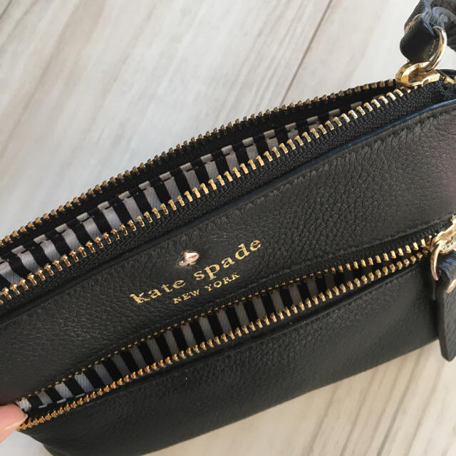 kate spade new york(ケイトスペードニューヨーク)のケイトスペード♠︎ リストレットポーチ レディースのファッション小物(ポーチ)の商品写真