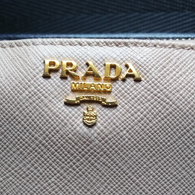 PRADA(プラダ)のカフェアリス様専用。プラダ長財布 レディースのファッション小物(財布)の商品写真