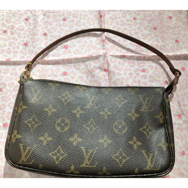 LOUIS VUITTON(ルイヴィトン)のルイヴィトン★ポシェットアクセソワール レディースのファッション小物(ポーチ)の商品写真