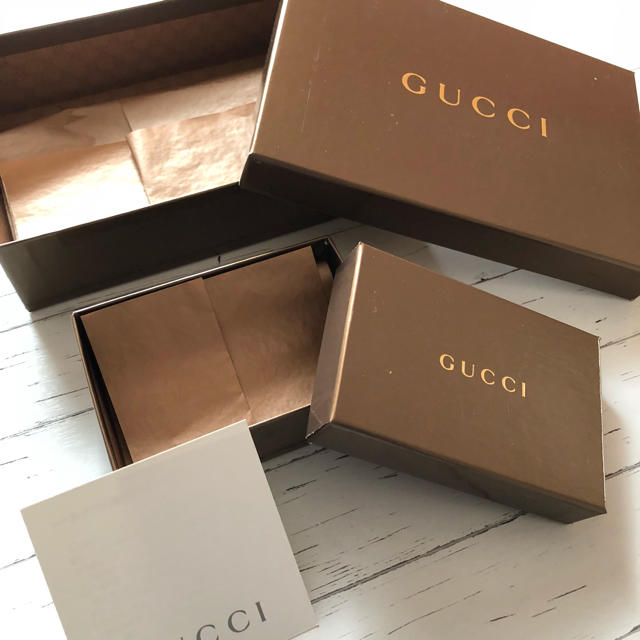 Gucci(グッチ)のGUCCI箱 大・小2個セット レディースのバッグ(ショップ袋)の商品写真