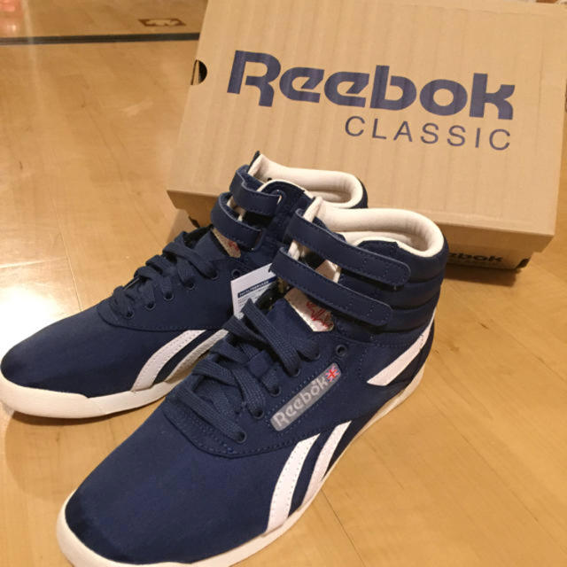 Reebok(リーボック)のハルままさん専用 レディースの靴/シューズ(スニーカー)の商品写真