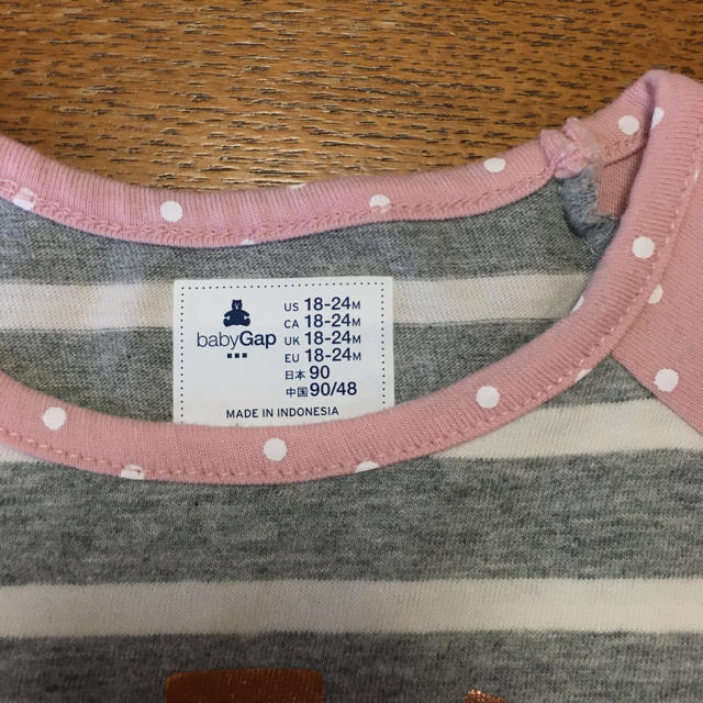 babyGAP(ベビーギャップ)のGAPロンＴ 90 キッズ/ベビー/マタニティのキッズ服女の子用(90cm~)(Tシャツ/カットソー)の商品写真