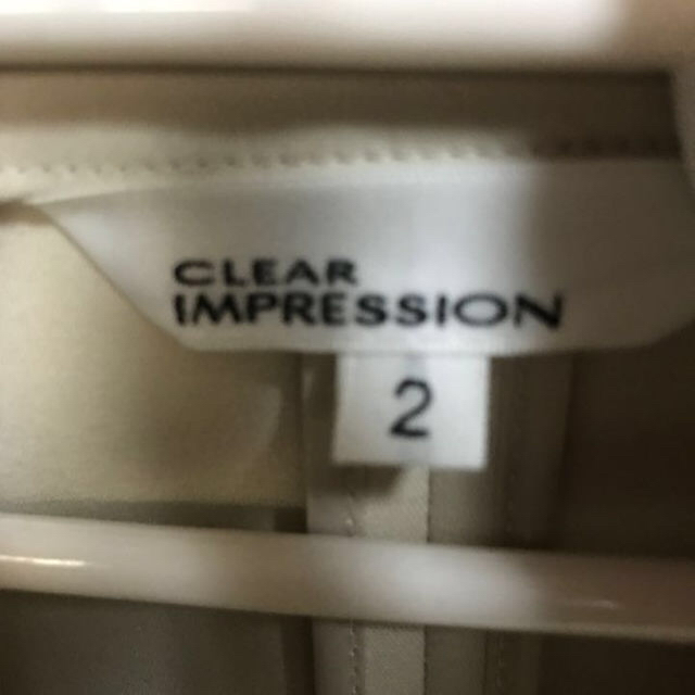 CLEAR IMPRESSION(クリアインプレッション)の【もくもくさん専用】CLEAR IMPRESSION ホワイトスーツ Mサイズ レディースのフォーマル/ドレス(スーツ)の商品写真