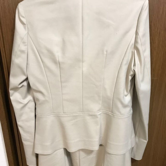 CLEAR IMPRESSION(クリアインプレッション)の【もくもくさん専用】CLEAR IMPRESSION ホワイトスーツ Mサイズ レディースのフォーマル/ドレス(スーツ)の商品写真