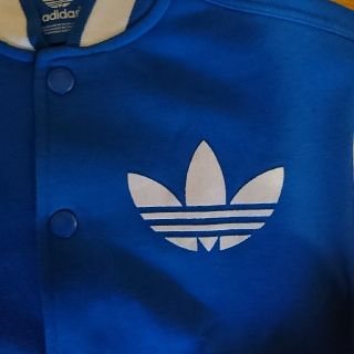 アディダス(adidas)のアディダス　スウェット　スタジャン　スナップボタン　ブルー　XS〜S　男女兼用(スウェット)