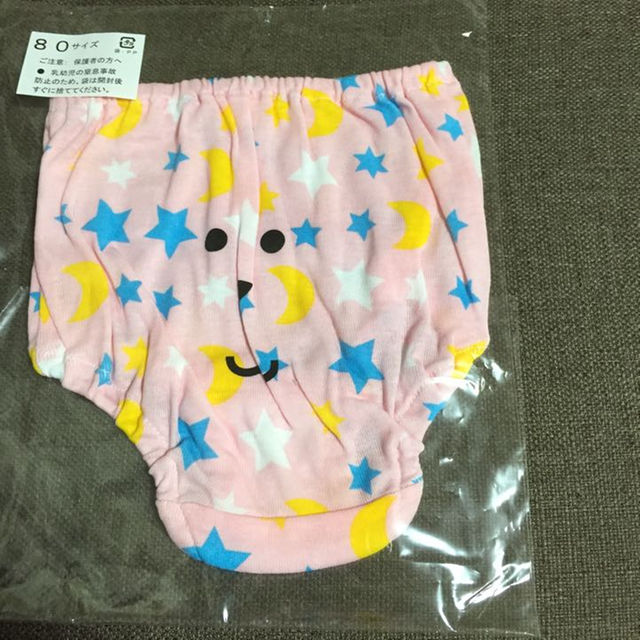 女児　パンチラ 