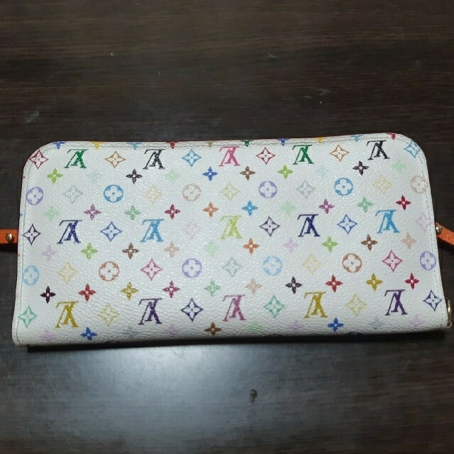 LOUIS VUITTON(ルイヴィトン)のルイヴィトン長財布白 レディースのファッション小物(財布)の商品写真