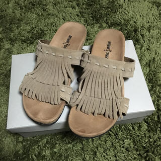 ミネトンカ(Minnetonka)の定番☆【MINNETONKA】期間限定値下げ(サンダル)