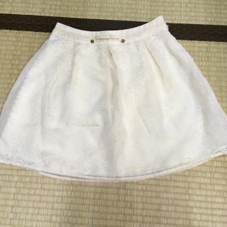 ロディスポット(LODISPOTTO)のほぼ新品♡レーススカート(ひざ丈スカート)